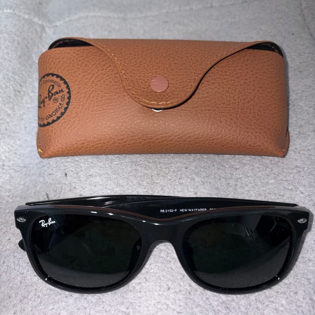 레이밴 뉴 웨이페어러 RB2132-F