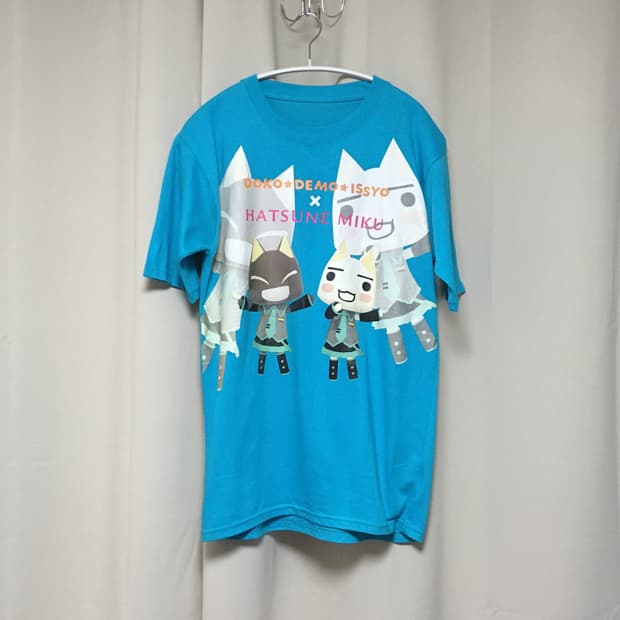 도코데모잇쇼 미쿠 콜라보 반팔 티셔츠