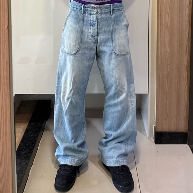캐피탈 사이드 지퍼 퍼티그 데님