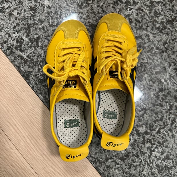 오니츠카타이거 멕시코66 옐로우235