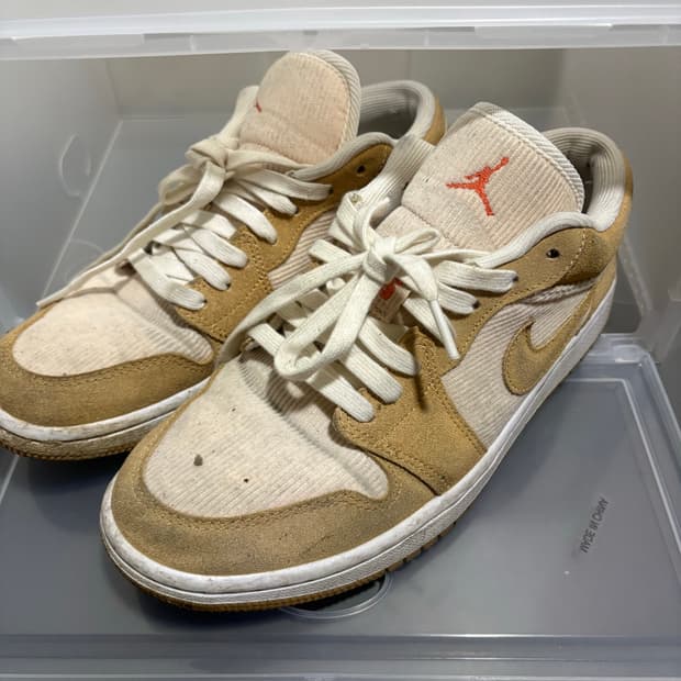 조던 1 로우 코듀로이 탄