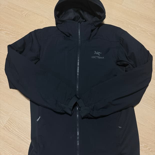 아크테릭스 아톰 LT 후디 블랙 s사이즈