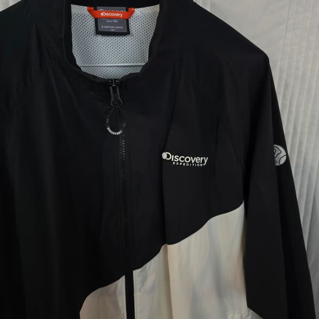 디스커버리 익스페디션 바람막이