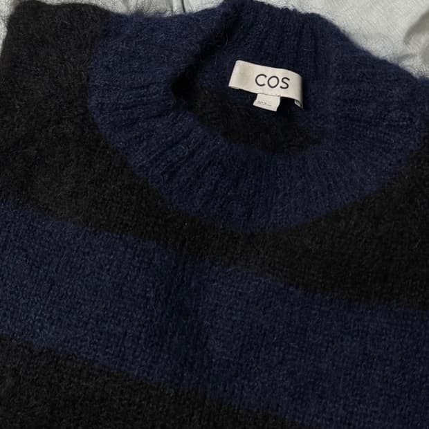 COS 코스 스트라이프 모 100 니트M 남녀가능