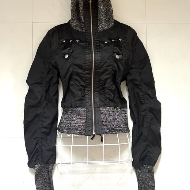 Black High-neck Shirring Eyelet Zipup