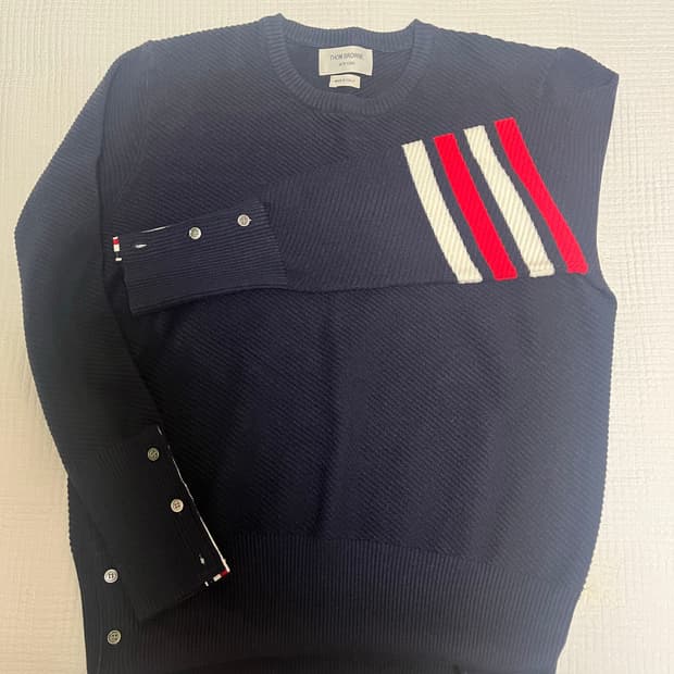 정품 톰브라운 니트 3사이즈