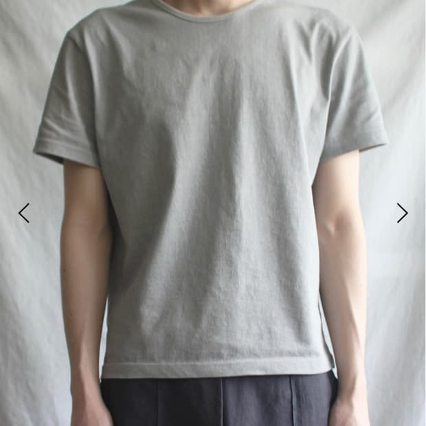 Brev t-shirt 그레이