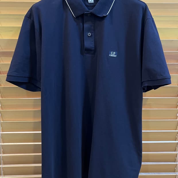 CP컴파니 남성 네이비 PK카라반팔티셔츠 

