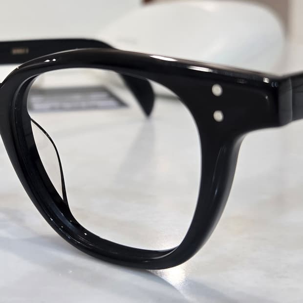 젠틀몬스터 다디오 팝니다