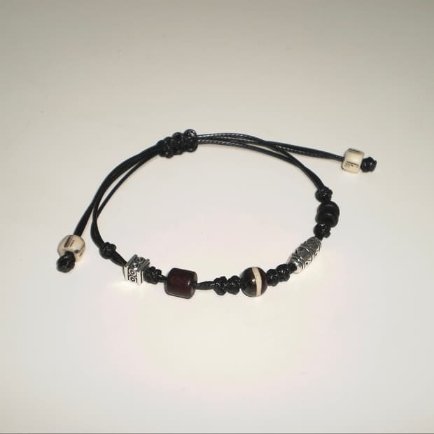 Bracelet - The Stranger 👁️‍🗨️