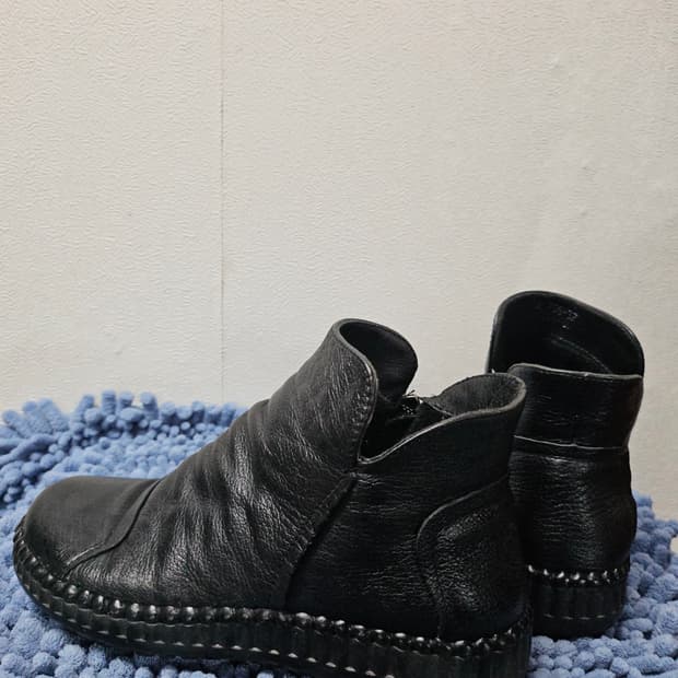 블랙 가죽 앵클 부츠 스타일 여성화  235