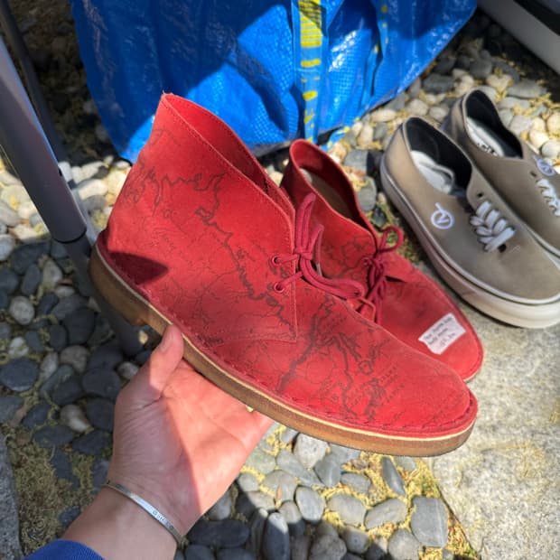 슈프림 데저트 부츠 클락스