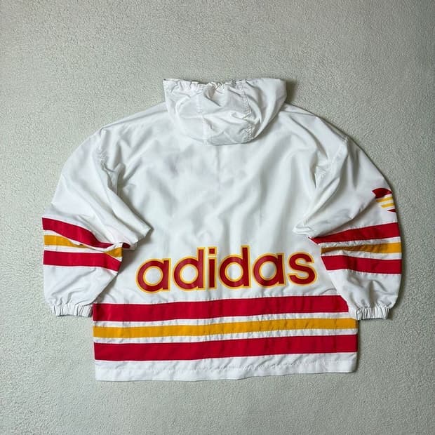 아디다스 90's 올드스쿨 빅로고 바람막이 자켓 PN7778