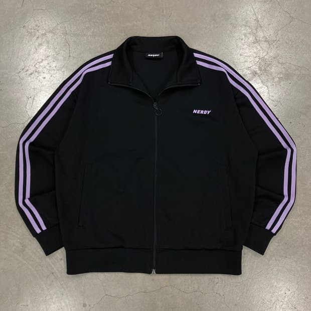 널디 블랙 컬러 스몰 로고 사이드 라인 트랙탑 져지