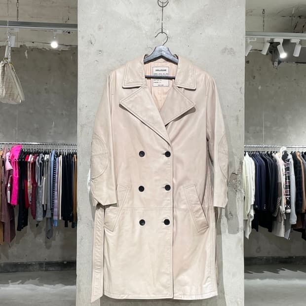 쟈딕 앤 볼테르 라이트 베이지 엘보패치 카우레더 코트