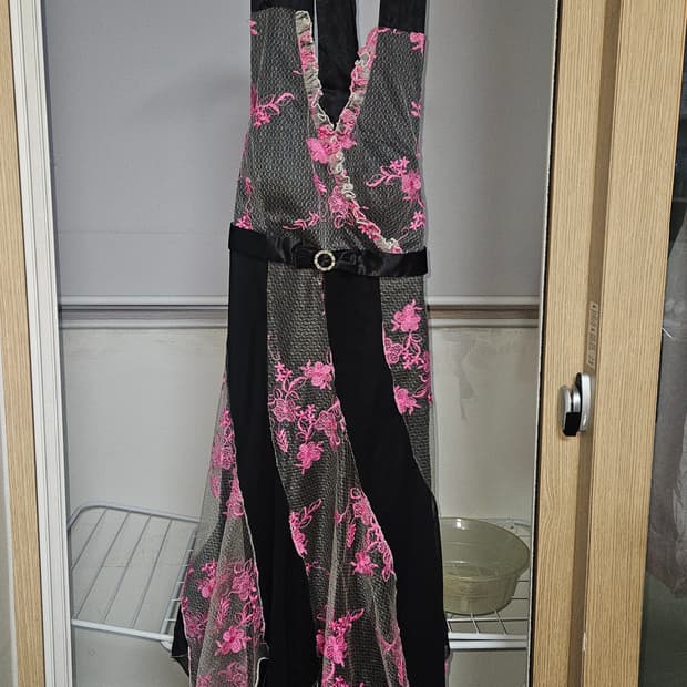 마즈깔 빈티지 오리엔탈 갸루 홀터넥 원피스