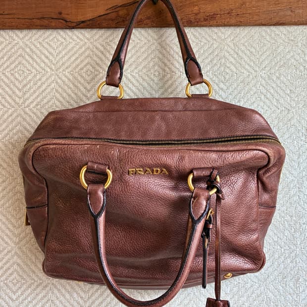  프라다 비텔로 토트백