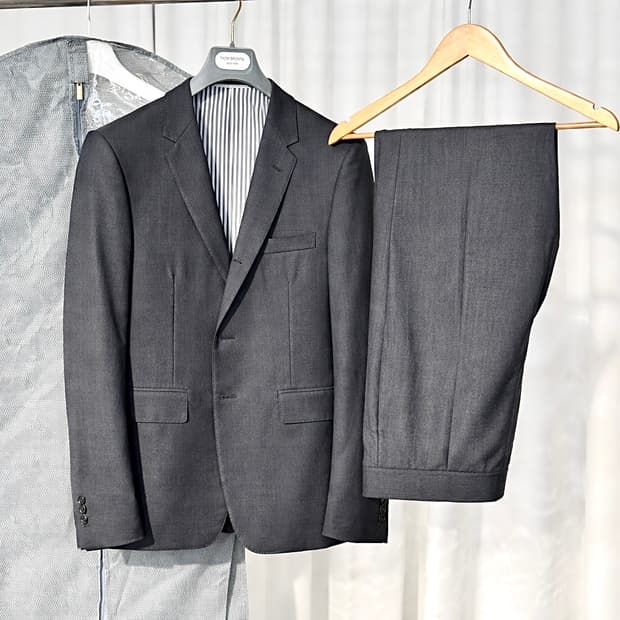 24FW 톰브라운 클래식 울 수트 셋업 국내백화점판
THB072206