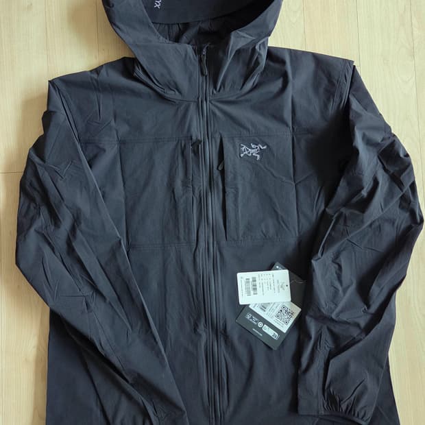 아크테릭스 감마 라이트웨이트 후디 맨 블랙 L 새상품