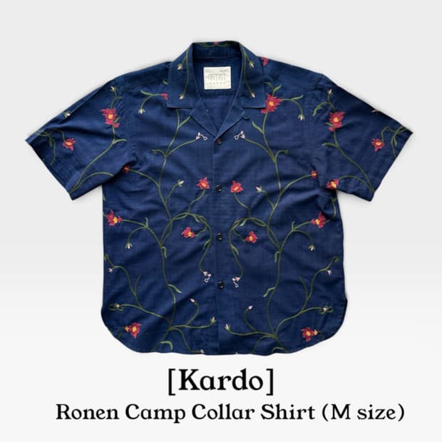 [KARDO] 플로럴 핸드 자수 오픈칼라 셔츠 (Navy)