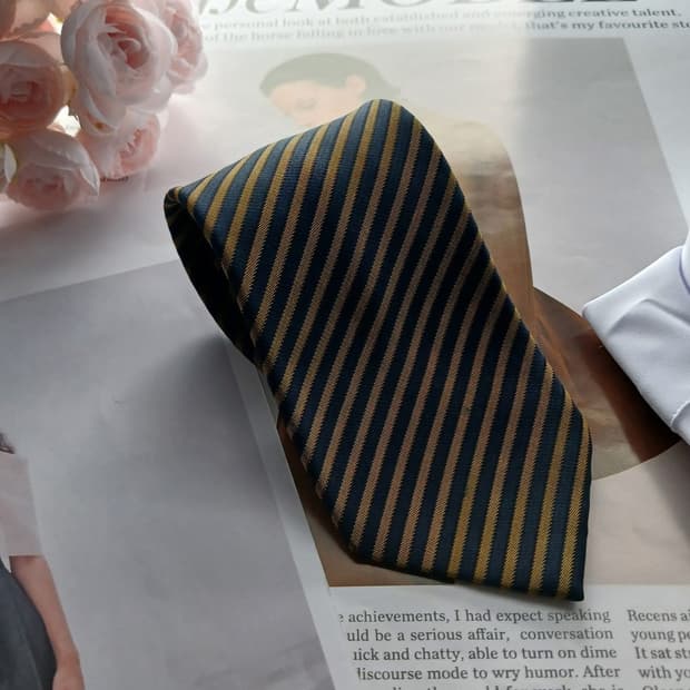 이치바타 실크 네이비 스트라이프 넥타이 8.2cm A~B등급 A18391