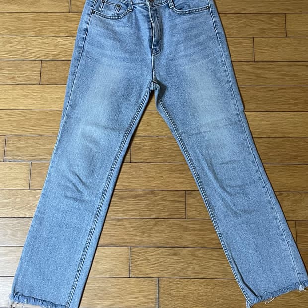 밀리언코르 스트레이트핏 연청바지 XL