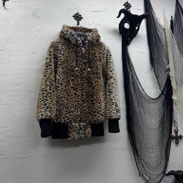 Glad news leopard fur fleece