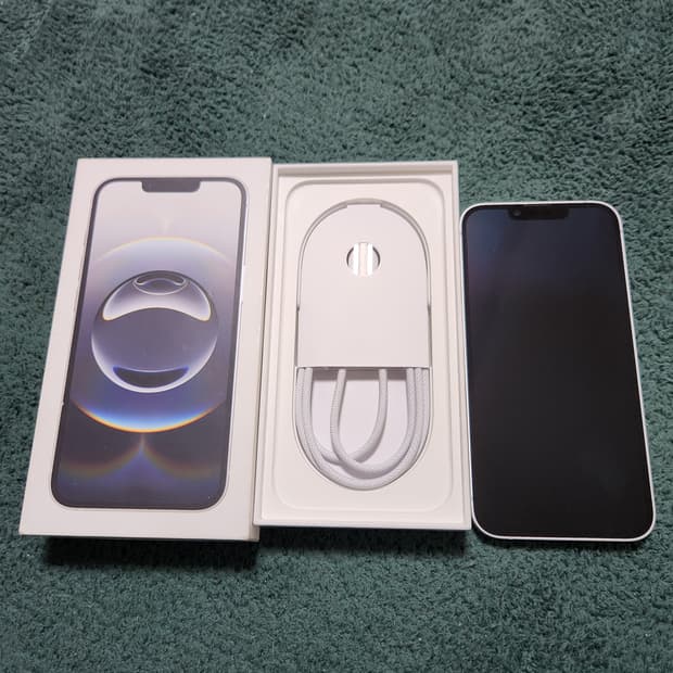 아이폰 16e 신품급 급처 (사이클 3회 / 풀박스)