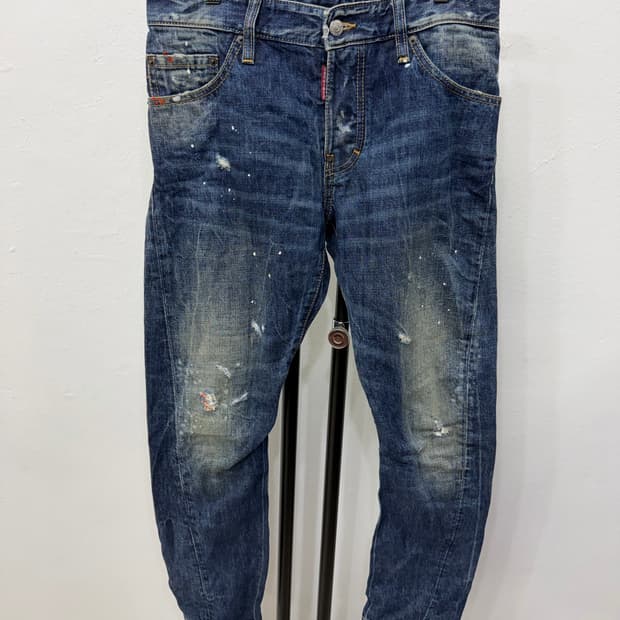 매장판정품) 디스퀘어드2  페인트 데미지 바이커진 청바지 46