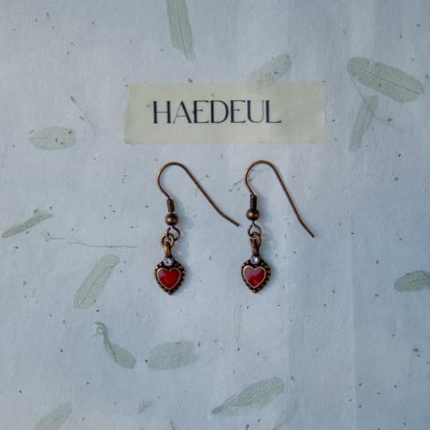 Antique Red Heart Earring