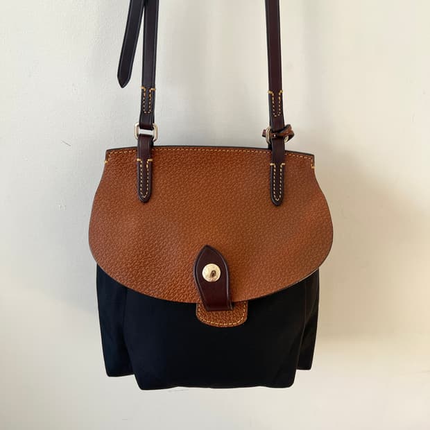 두니앤버크 빈티지 크로스백