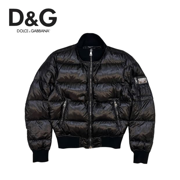 돌체앤가바나 로고 플레이트 다운 봄버자켓