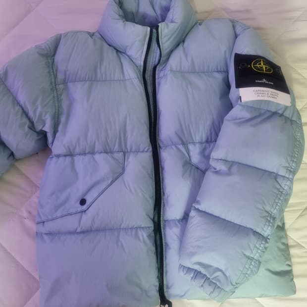 스톤아일랜드 23fw 크링클랩스 m 새상품 스카이블루 (레어)