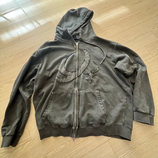 꼼파뇨 후드집업 챠콜