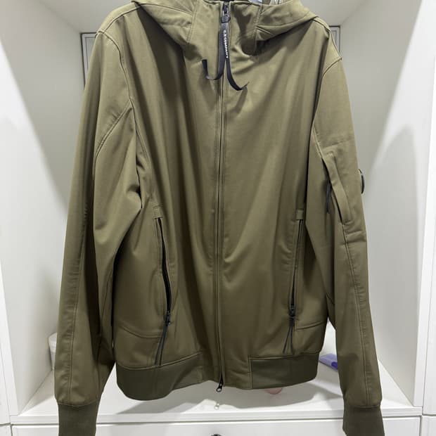 CP컴퍼니 쉘R 자켓 카키