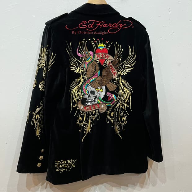 ED HARDY 에드하디 금장 자수 벨벳 자켓