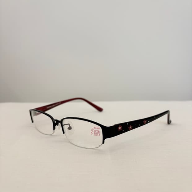 VASTONOM 블랙 플라워패턴 반무테