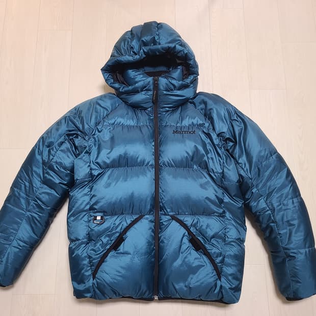 마모트 윈타다운 자켓