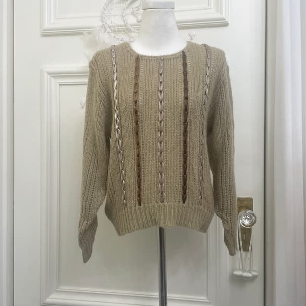 dark beige bow lace-up sweater(size-9)