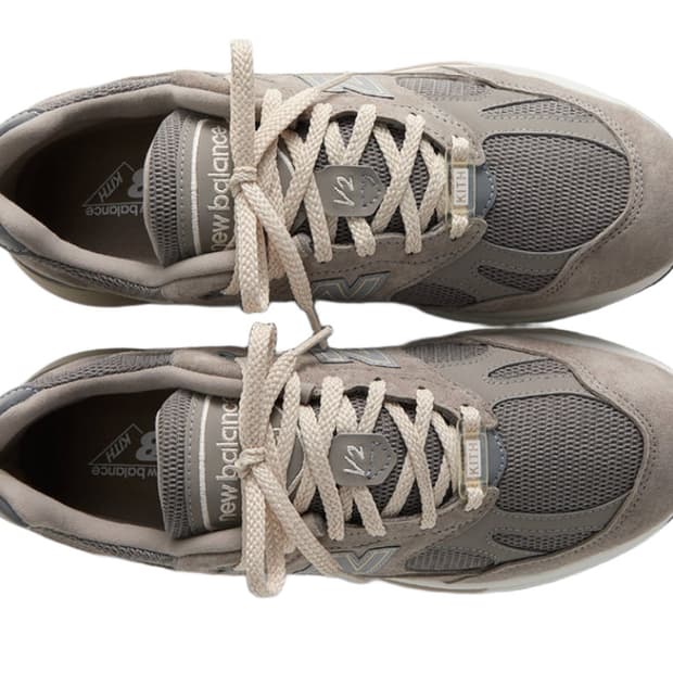 뉴발란스 KITH 콜라보 991 V2 245사이즈