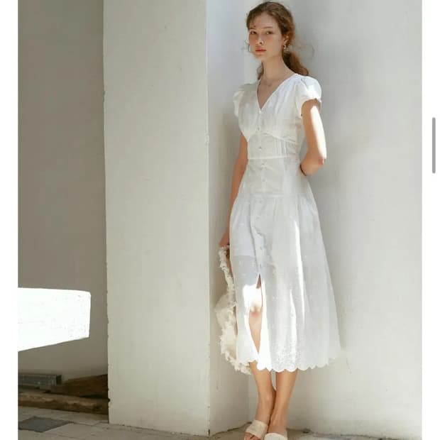 르니나 퍼프 슬리브 드레스 화이트 s 새상품 롱원피스