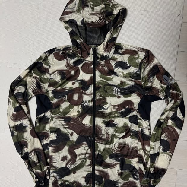 일본 아디다스 패턴 바람막이