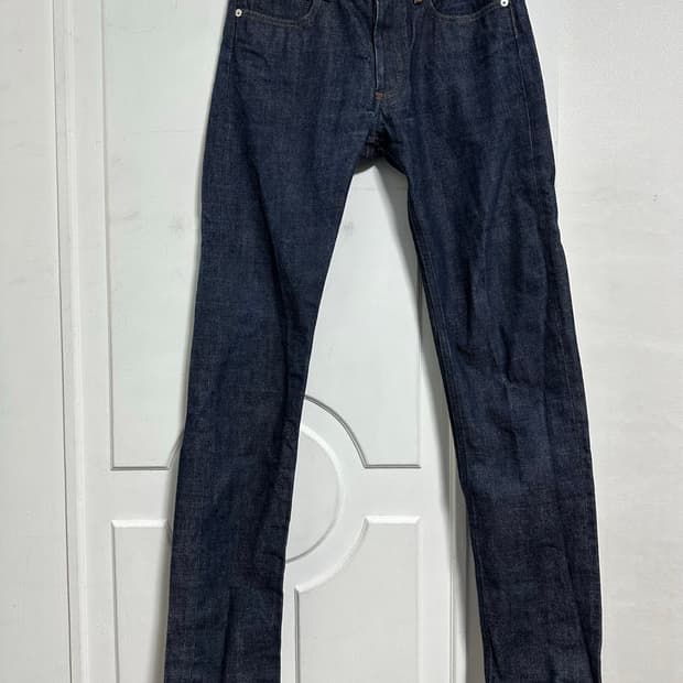 아페쎄 APC 쁘띠 뉴 스탠다드 데님 팬츠