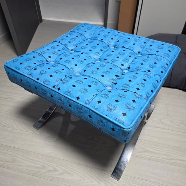 MCM 의자 팝니다(희귀상품)