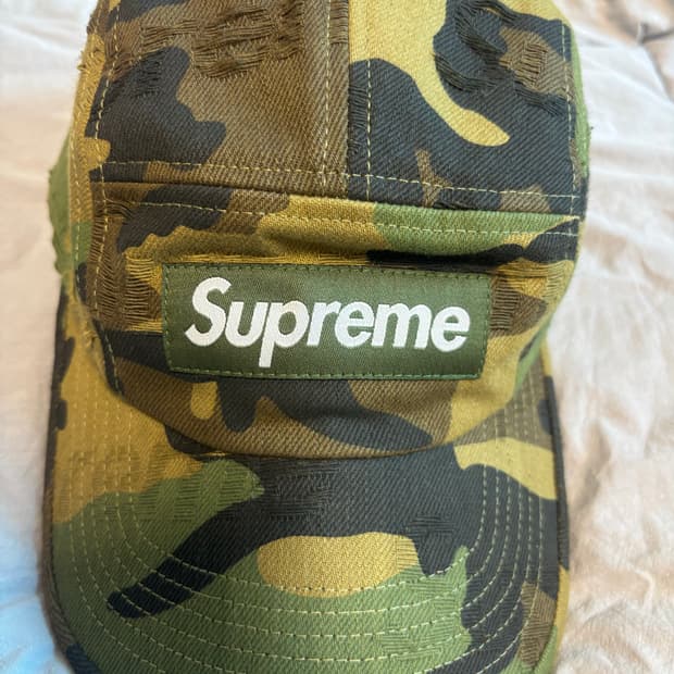 슈프림 25 fw 카모 캠프캡