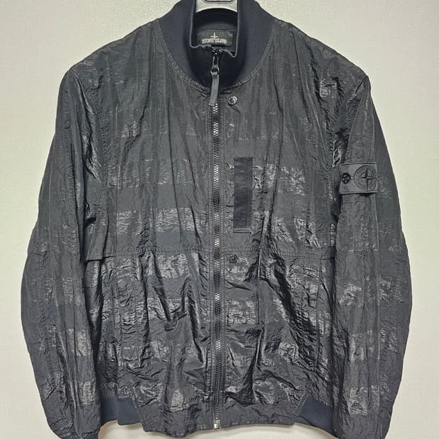 스톤아일랜드 쉐도우프로젝트 스트라이프 나일론메탈 자켓