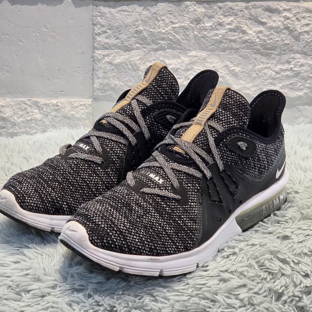 2q-4:나이키 에어맥스 시퀀트 3 블랙 니트 (250mm)