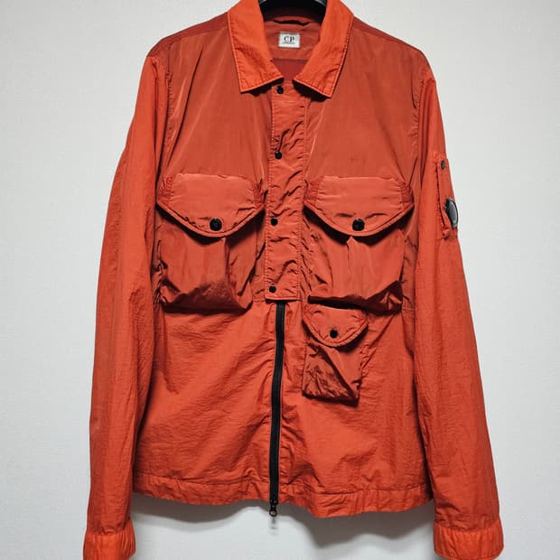 cp컴퍼니 TAYLON L 탄창 오버셔츠