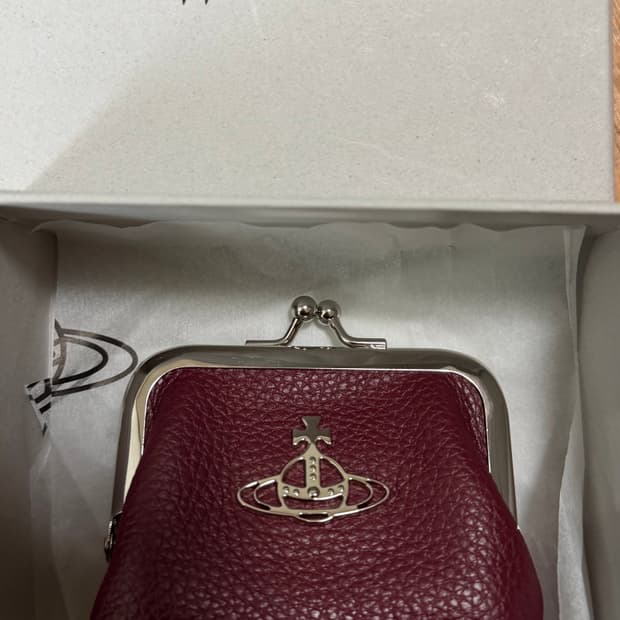 비비안 웨스트우드 더비 프레임 코인 퍼스 버건디