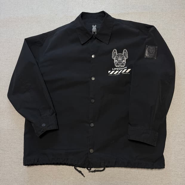 라이프워크 로고 코치자켓